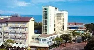 Nember ホテル リド・ディ・イエゾロ