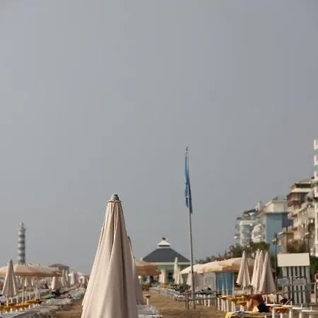 Nember Ξενοδοχείο 3*