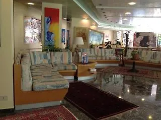 Ξενοδοχείο Nember