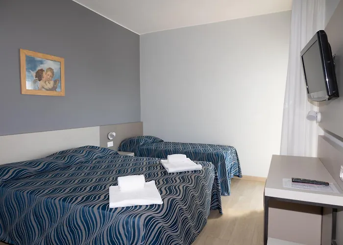 Nember מלון לידו די ג'סולו